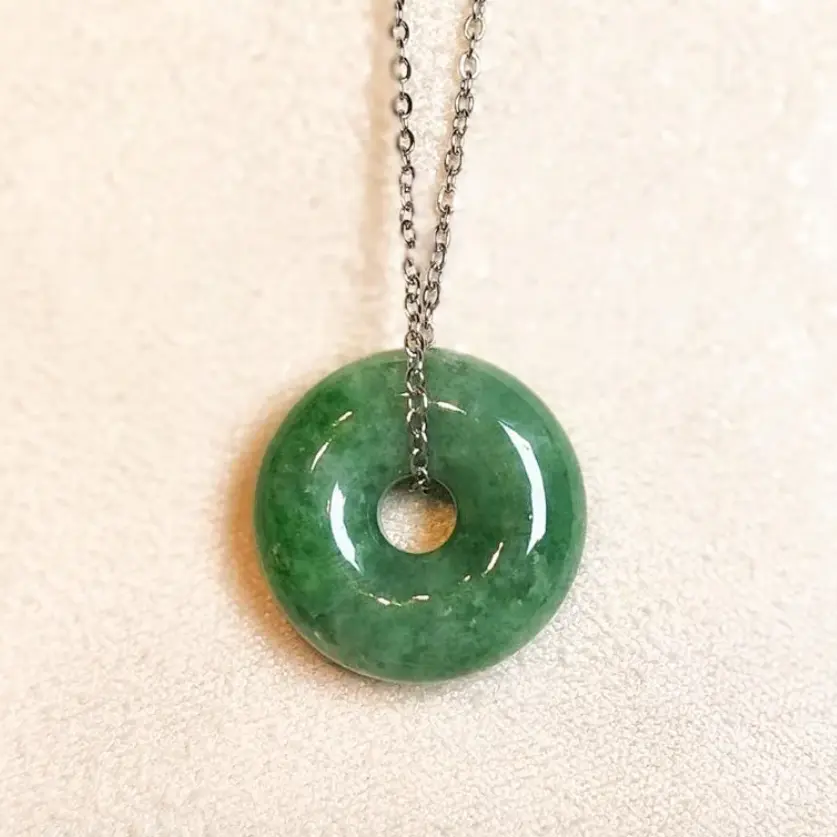 綠翡翠平安扣吊墜項鍊 Green Jade Donut Pendant Necklace